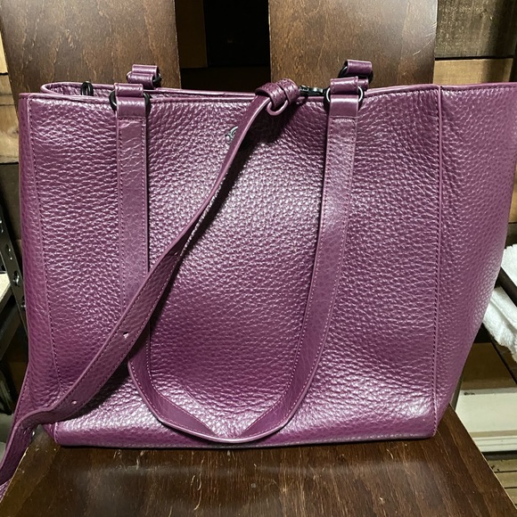 Small eclipse allyn - Picture 1 of 3